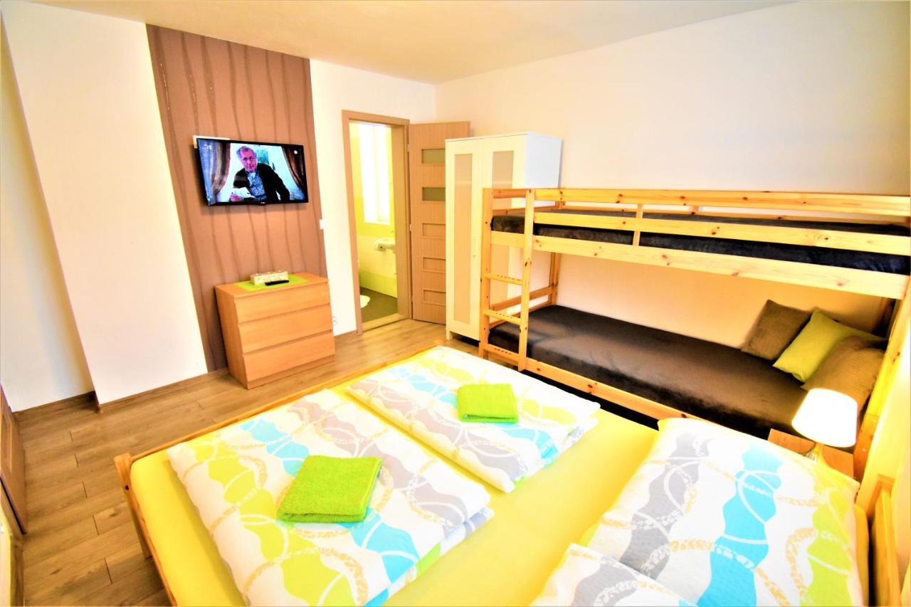 Penzion Privat Siesta 호텔 Liptovský Mikuláš 외부 사진