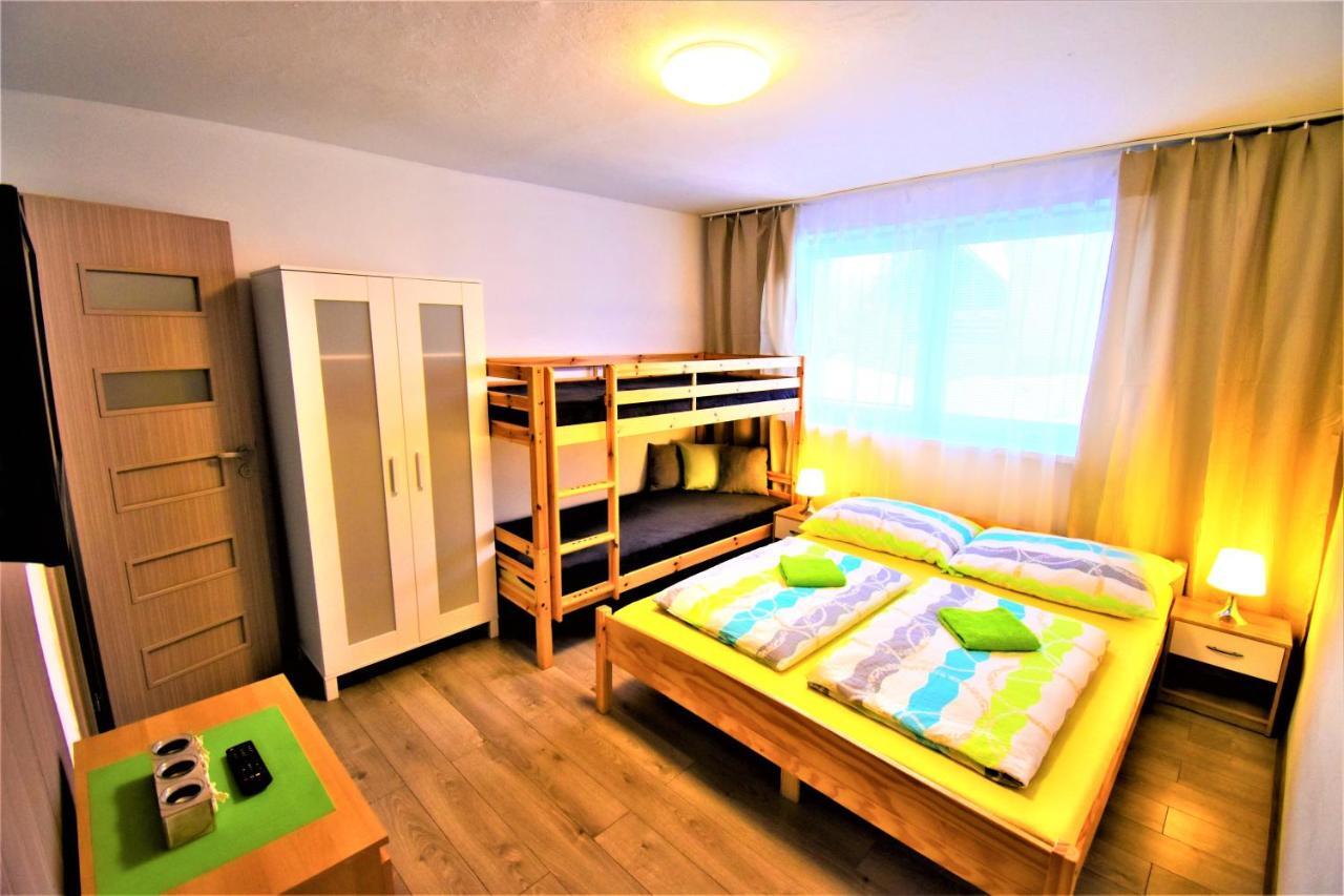 Penzion Privat Siesta 호텔 Liptovský Mikuláš 외부 사진